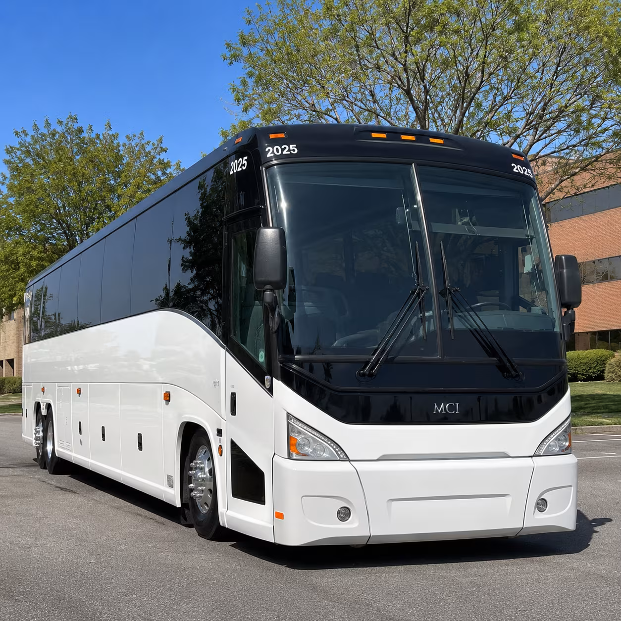 airport shuttle buses for corporate groups traveling through atl