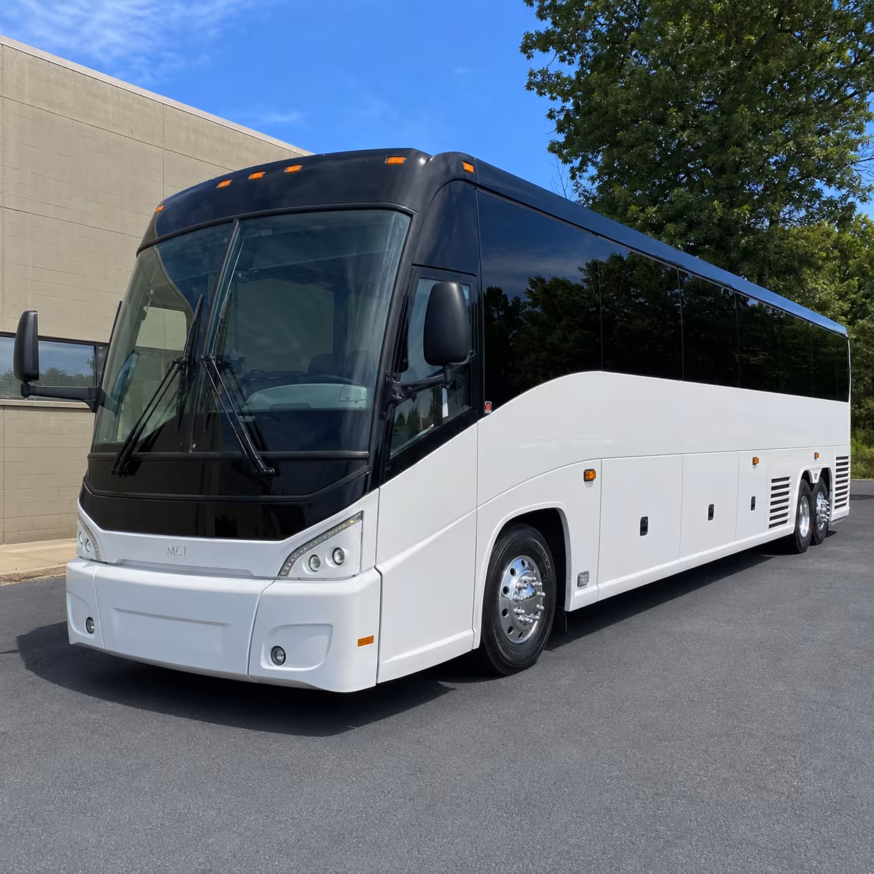 charter buses to ameris bank amphitheatre for every show on the summer calendar