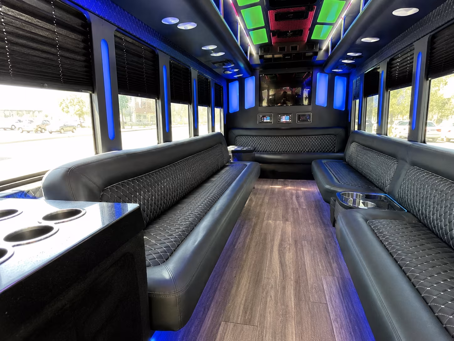 roswell 15 passenger party bus inside
